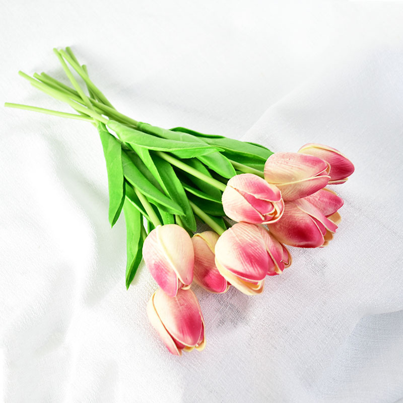 Pu hidratante tulipán flor artificial flor falsa fiesta de boda decoración del hogar flor comercio exterior transfronterizo fábrica de flores al por mayor