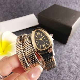 �͹��L��ɫ���α펧��Ͱ�����Ůʿ�r�Ђ����_�R����ʯӢ���C�ֱ�