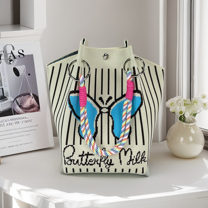 Nicho de diseño blanco y negro jersey jersey bolso de mano casual versátil gran capacidad bolso de mochila fábrica directa