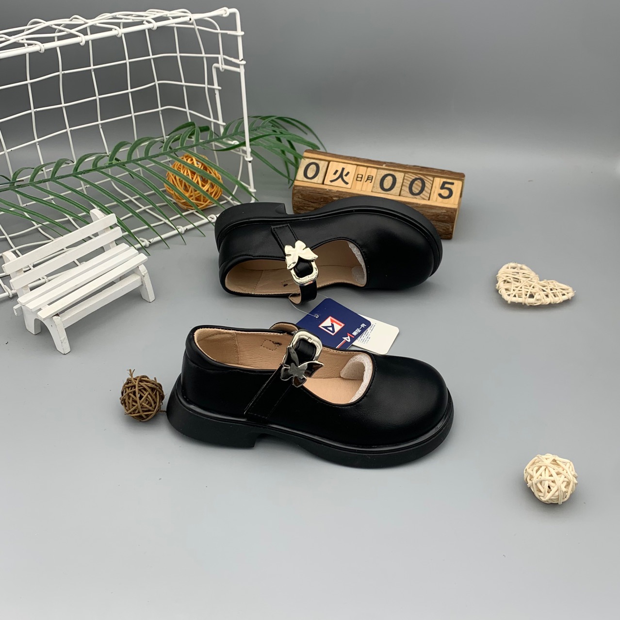 Star Generation Girls Princess Shoes 2023 New Fashion Western Style Soft Bottom Small Leather Shoes Large Children's Shoes