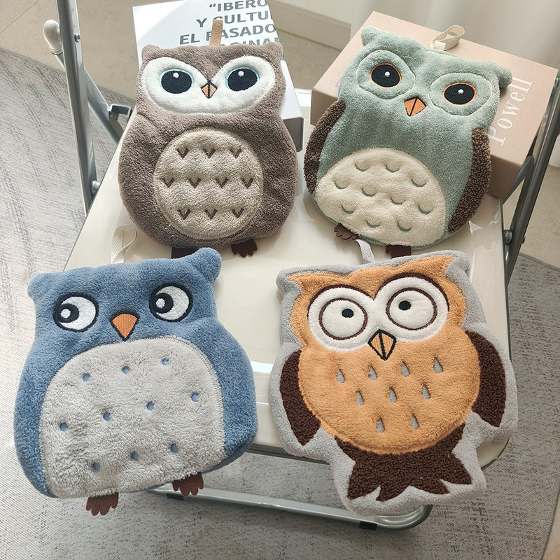 Cross-Border Cute Owl Hanging Hand Towel for Kitchen and Bathroom, Absorbent Cartoon Coral Fleece Children's Souvenir
