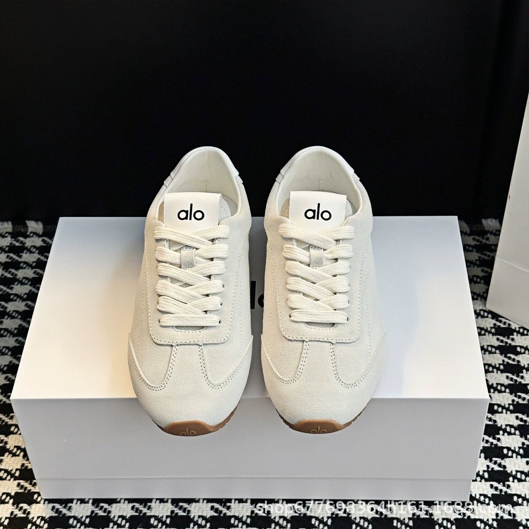 Alo ozer genuine leather moral training shoes for women 2026 new retro lace fashion casual versatile couple sports shoes for men