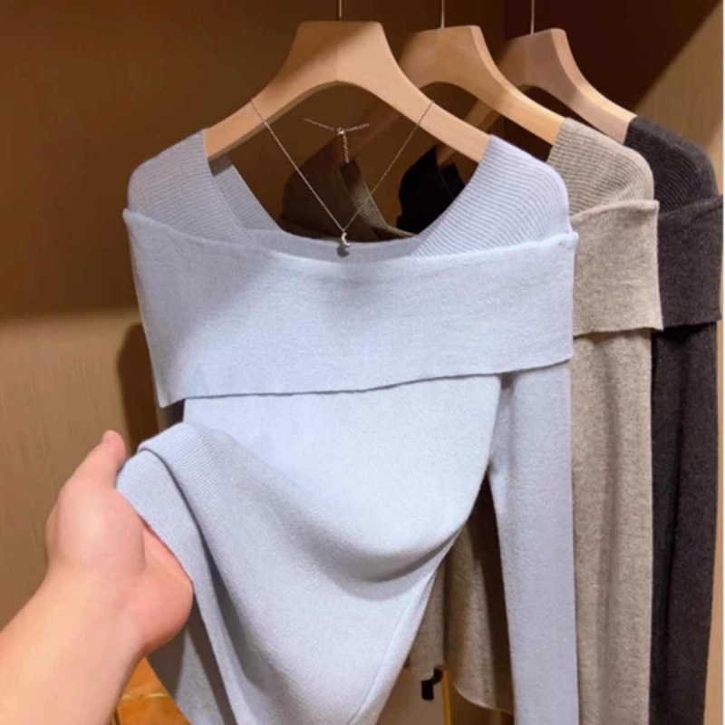 法式独特一字肩长袖针织打底衫女早秋内搭氛围感穿搭显瘦收腰上衣