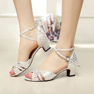 ������Ь ܛ���赸Ь Ůʽ�����е͸��tɫ��ɫ��Ь�S��ֱ�N���l