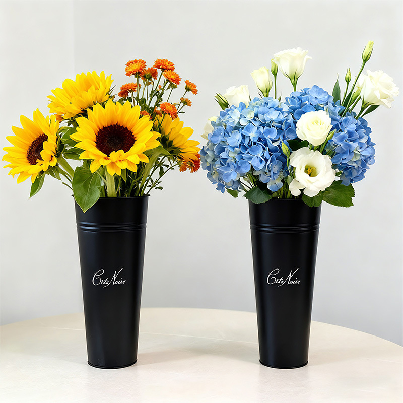 Fabricantes al por mayor despierto barriles de hierro forjado barriles de flores redondas grandes flores barriles floristas vasos caseros especiales