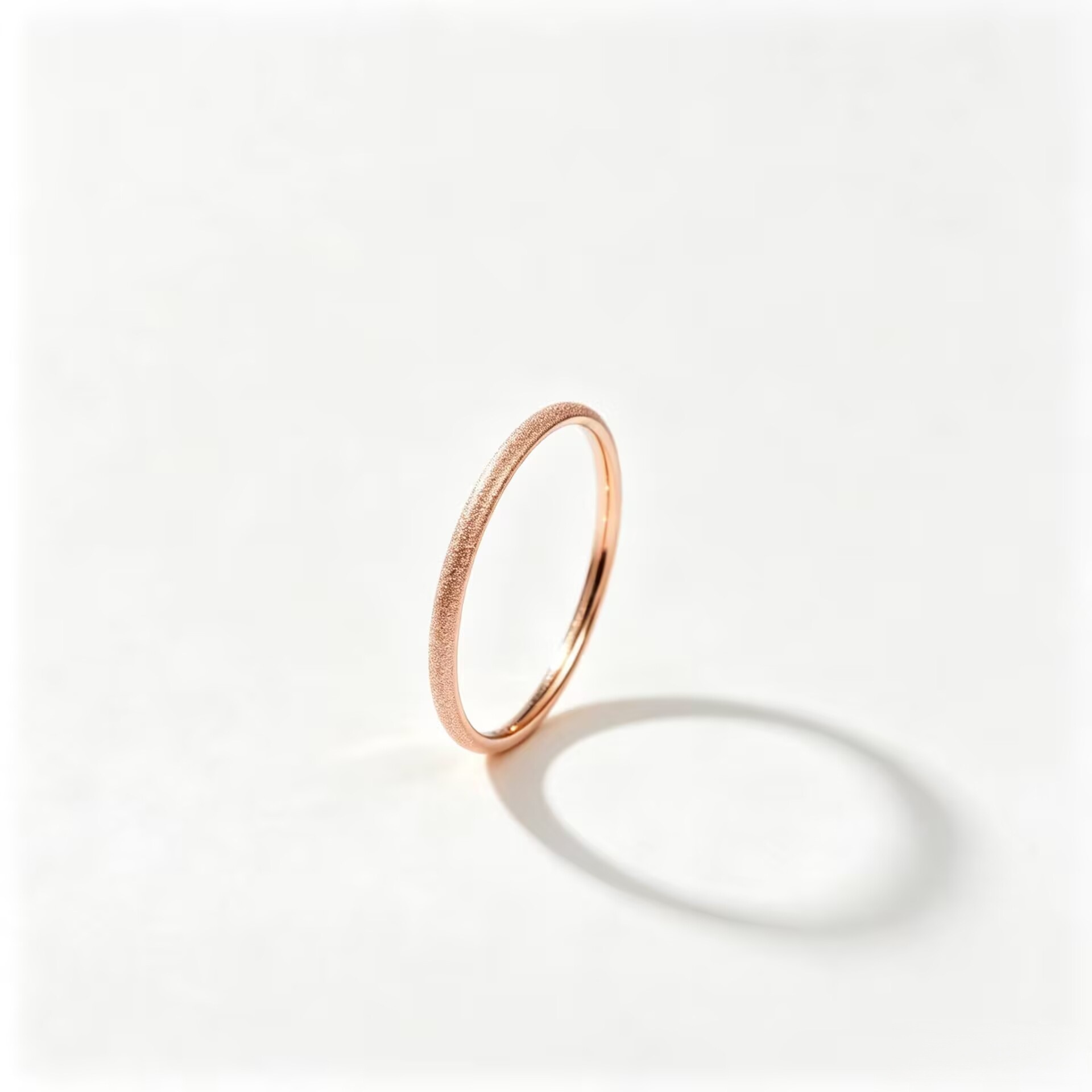 Anillo de Acero Inoxidable con Acabado Esmerilado y Diseño de Estrellas, Estilo Lujoso y Moderno para Mujer, Diseño de Moda, Anillo Sencillo para Parejas image 9