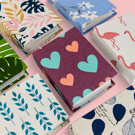 相册;同学录;水彩笔