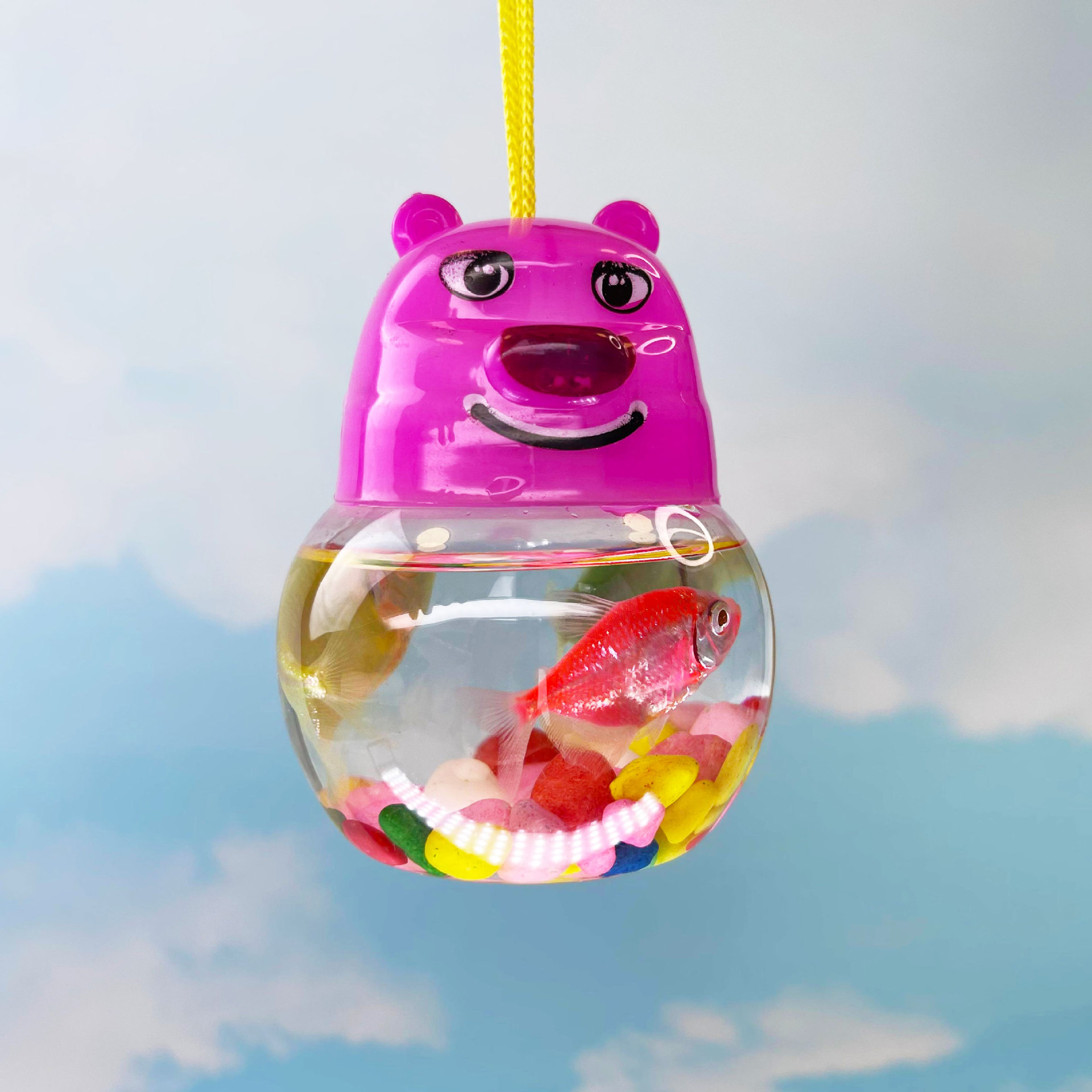 Botella QQ mini botella de pescado de dibujos animados caja de tortuga para niños caja de mascotas portátil con cuerda mercado nocturno parques puestos al por mayor