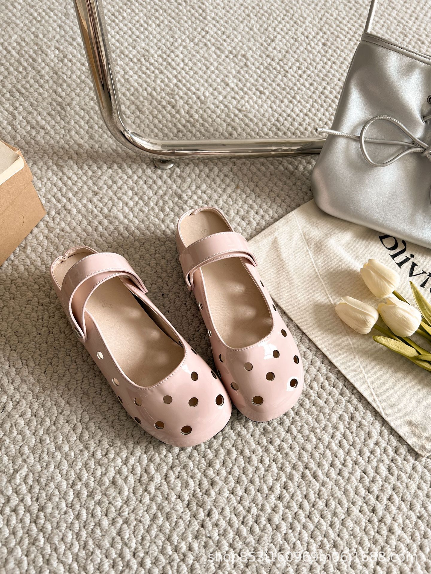 2025052722059004534586w3024h40