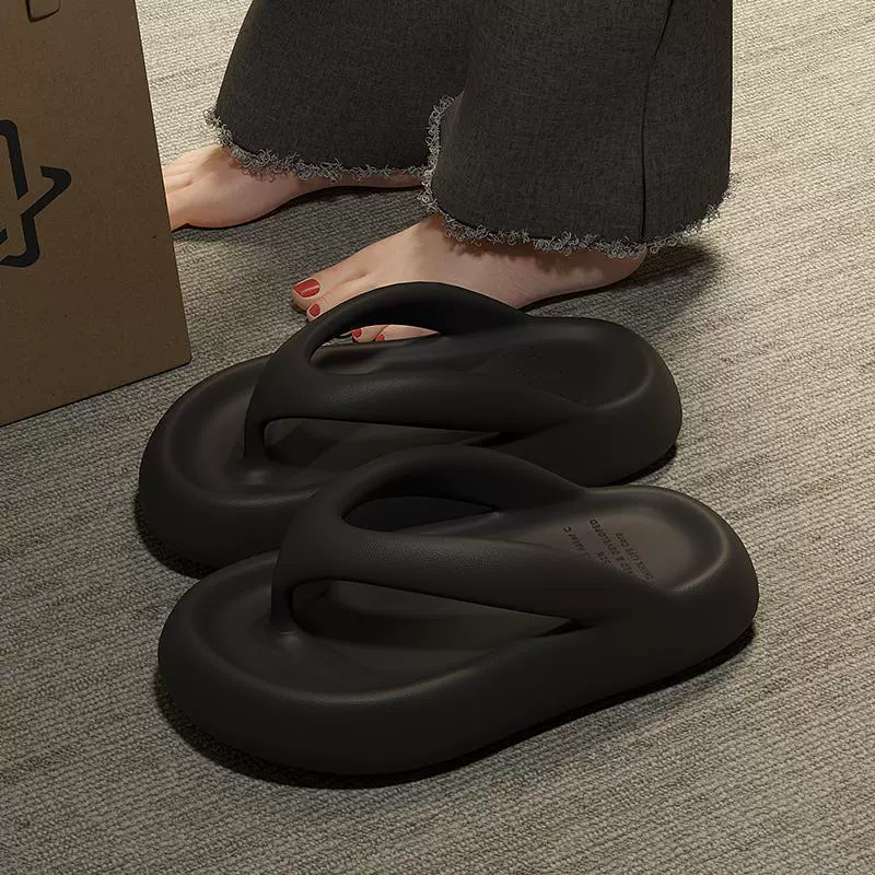 2025 новый стиль фекалий и шлепанцы летом женская модная сеть Red ins толстая подошва нескользящая пляжная обувь для наружной одежды