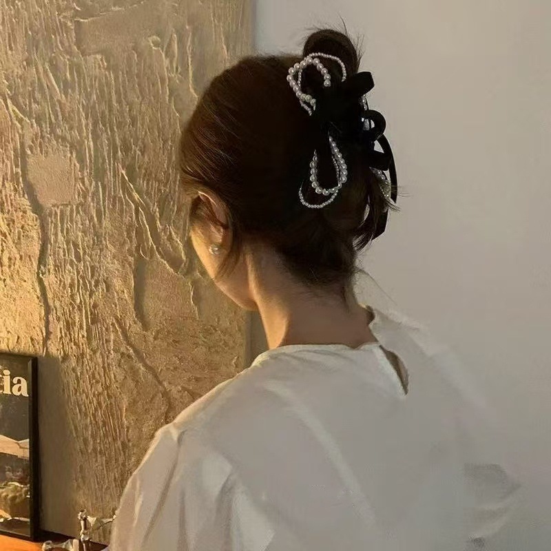 Hairgrip pearl