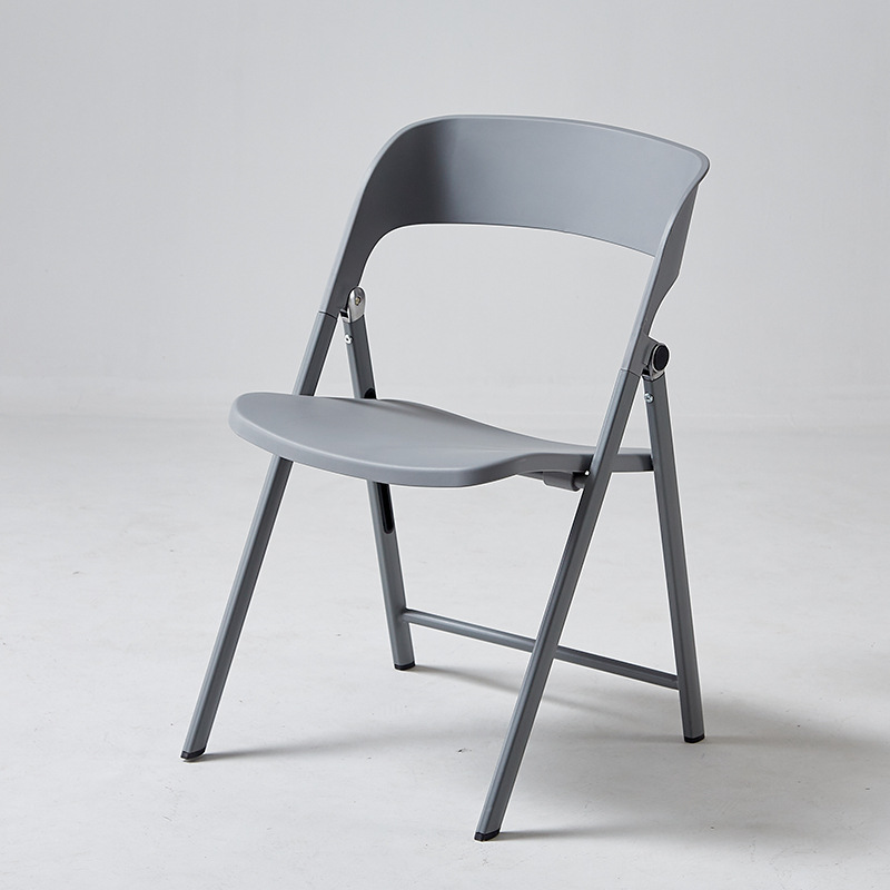 회색