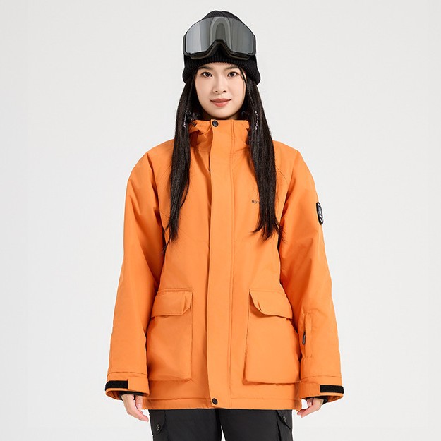 Orange (the same model of men and women)