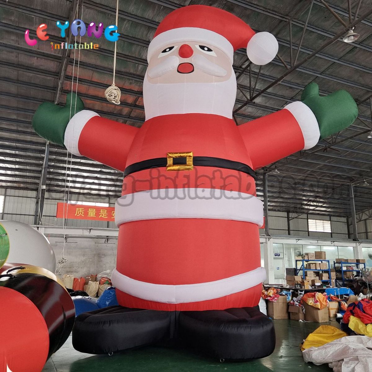 卡通圣诞老人气模圣诞节拱门楼顶爬墙庭院节日装饰定制户外发光