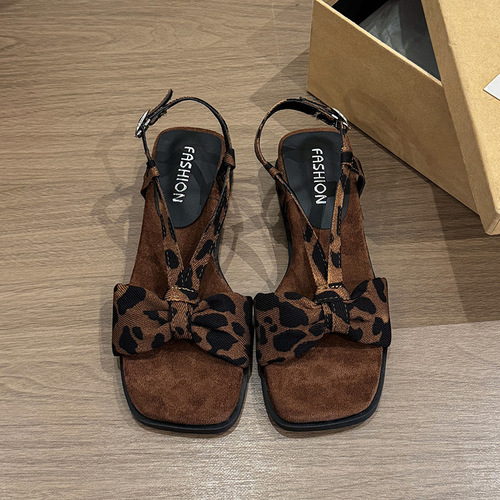 Sole sandal for beach wear, trendy summer match, retro heel, women's butterfly knot, external Roman, new literary style, open-toe