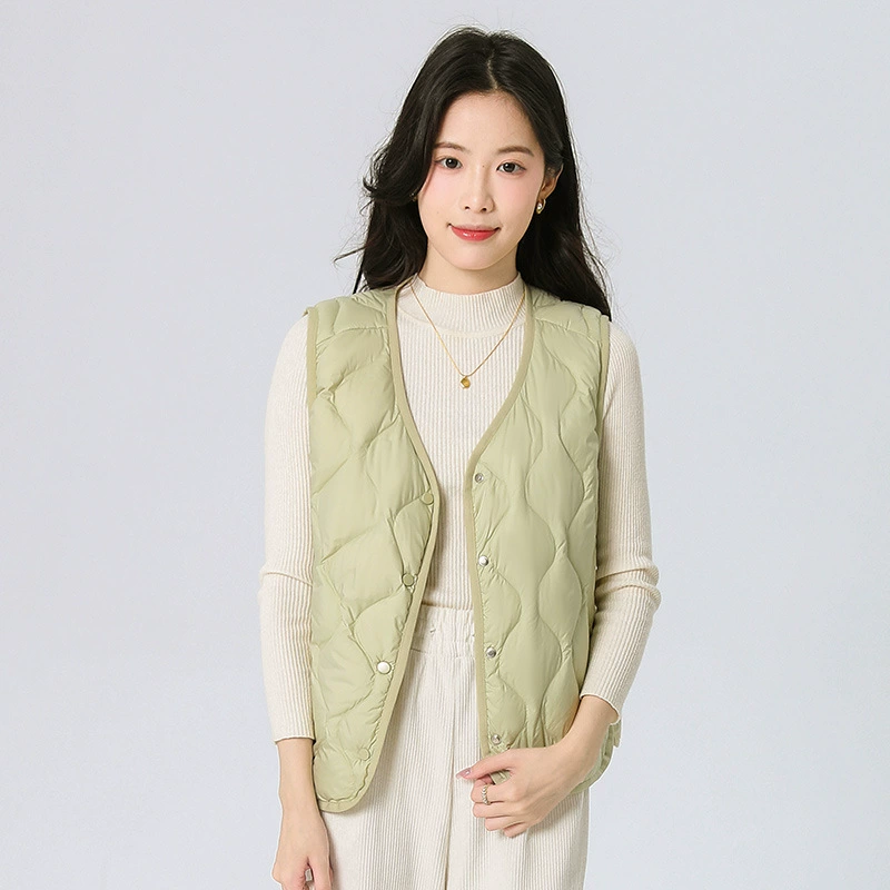 Тенденция повседневная короткая пуховая жилет леди 2024 зима новая тонкая легкая теплая внутренняя куртка 90 утка