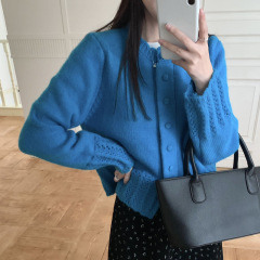 温柔圆领宽松百搭纯色毛衣开衫女秋季新款软糯减龄慵懒风针织外套