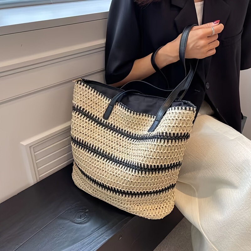 Internet Celebrated Handmade Woven Striped Shoulder Bag Summer Japanese and Korean Fashion Straw Woven Bag Beach Bag Handbag Cross-border Wholesale