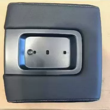 22881398 适用16-24 雪佛兰索罗德 中央座椅扶手箱盖防滑拉手把手