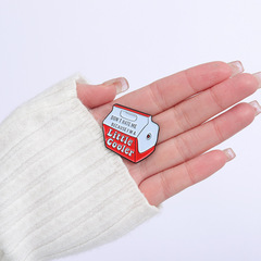 lazada新品高檔合金牛奶盒造型胸針扣個性潮流潮流little字母徽章