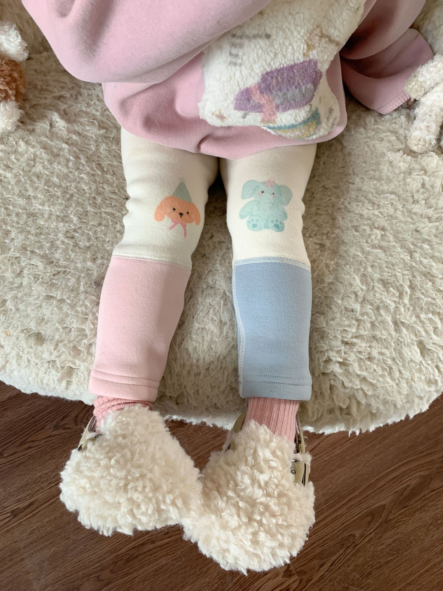 Sugar Pear ropa infantil para niñas y leggings de terciopelo 2024 otoño y invierno nuevos niños coreanos pantalones de otoño más gruesos pantalones de bebé