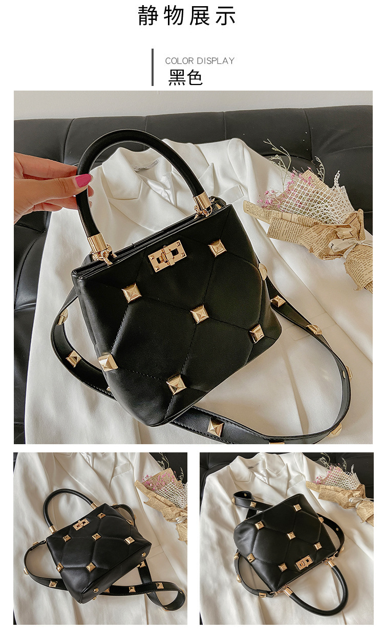 Medium Pu Leather Streetwear Square Bag display picture 2