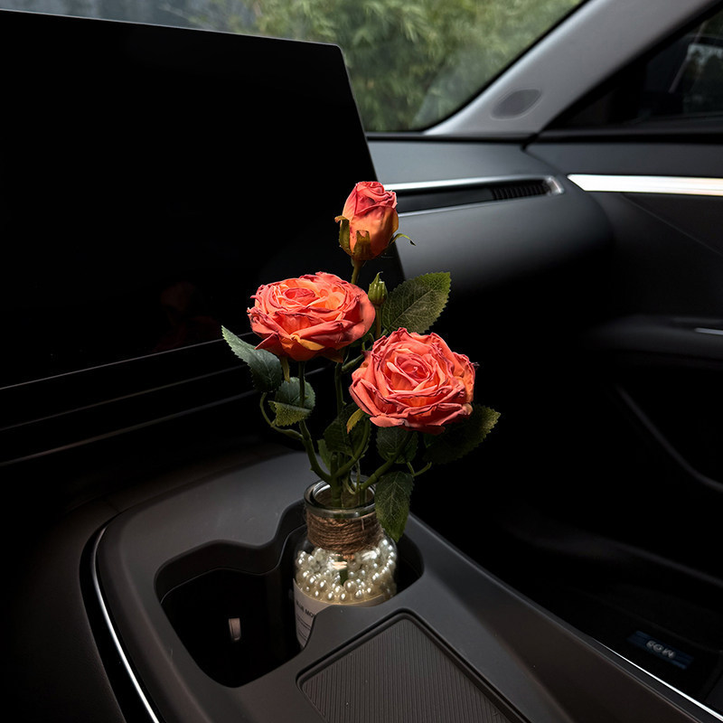 Car Ornaments, French-Style Oil Painting with Burnt Edges, Simulated Roses, Car Interior Decorations, Car Aromatherapy, Water Cup Holder Decoration, High-End for Women