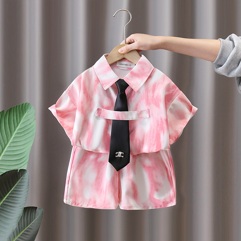 7156 Ropa para niños Traje de estilo universitario para niños Niños 2025 Nuevo verano Camisa coreana Pantalones cortos de manga corta Conjunto de dos piezas