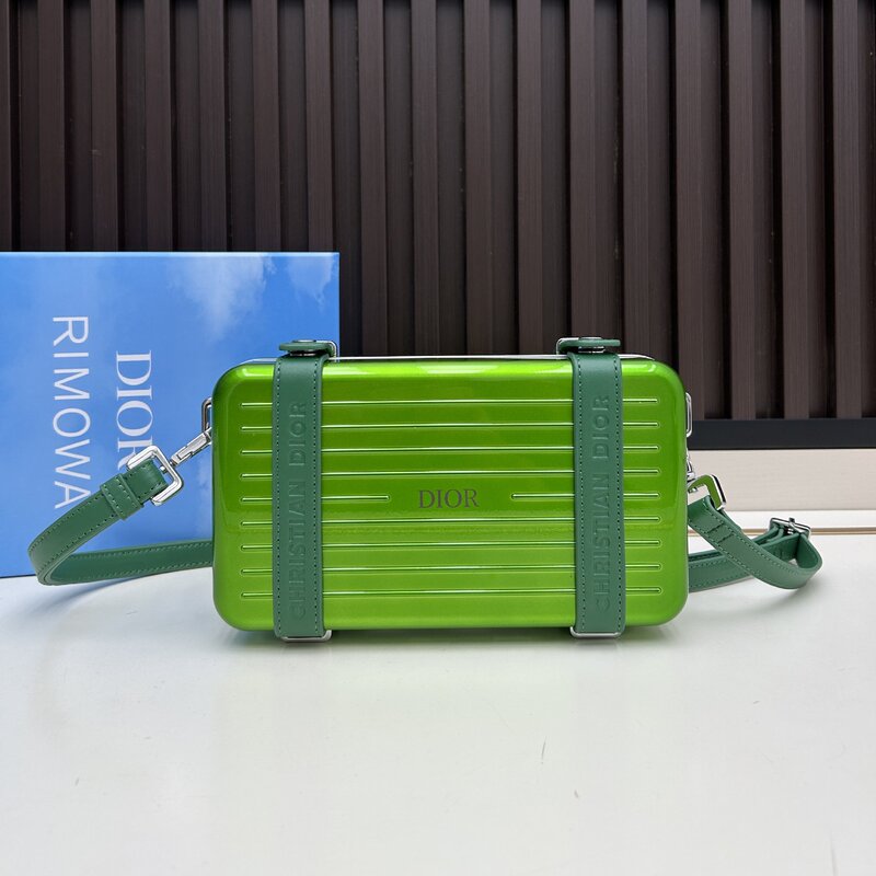 2026 New Model Box Bag, High-Value Aluminum Hard-Shell Crossbody Bag, Collaboration Edition Luggage Bag, Unisex
