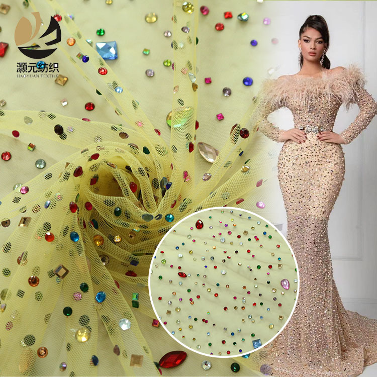 Tamaño irregular de malla de diamante de agua de color caliente malla de perforación de tela de moda de mujer vestido de boda de industria pesada
