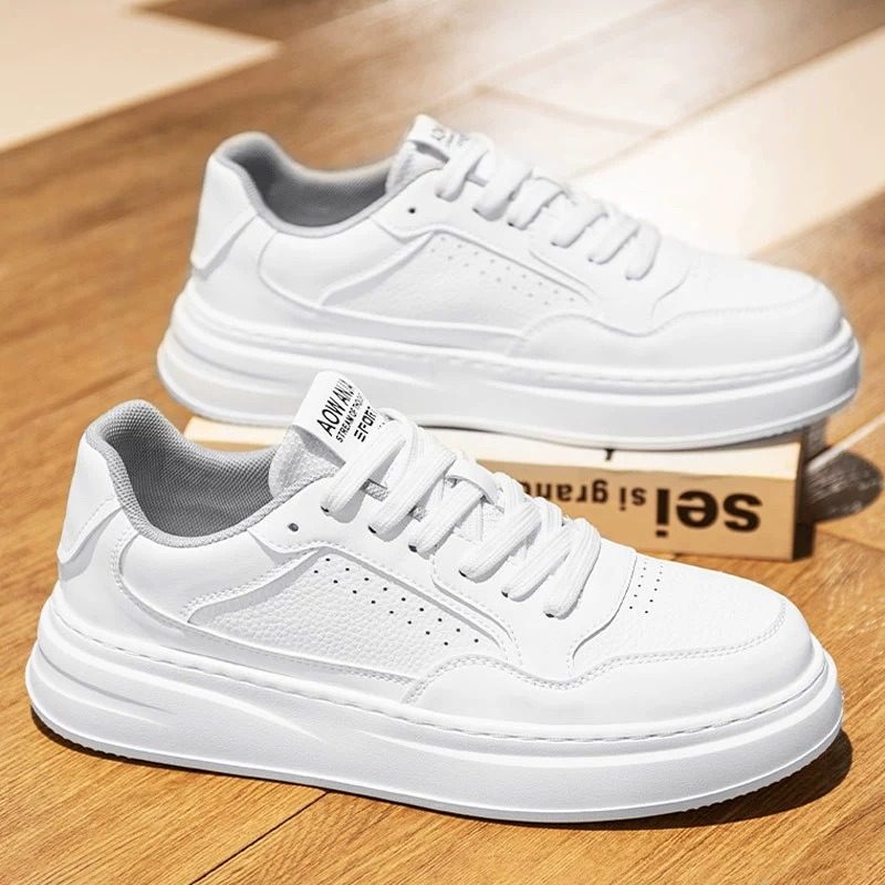 2025 лето новая мужская маленькая белая обувь тренд дикая дышащая толстая подошва простая повседневная обувь модная мужская спортивная мужская обувь