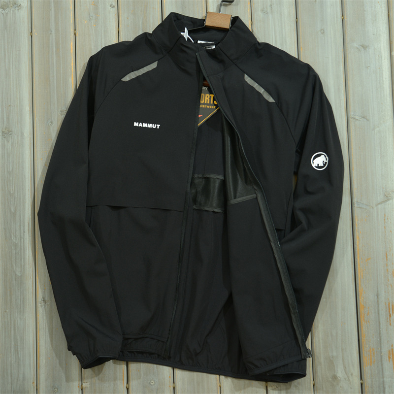 2025 Summer Mammoth Outdoor Thin Waterproof Breathable Skin Jacket Men's Sports Casual Stand Collar Jacket 2025 Summer Mammoth Outdoor Thin Waterproof Breathable Skin Jacket Men's Sports Casual Stand Collar Jacket