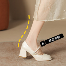 �����Ԏ����yЬ�Ӭ������ЬŮ2025�¿���Ů�ָ��߸�ЬܛƤ����Ь