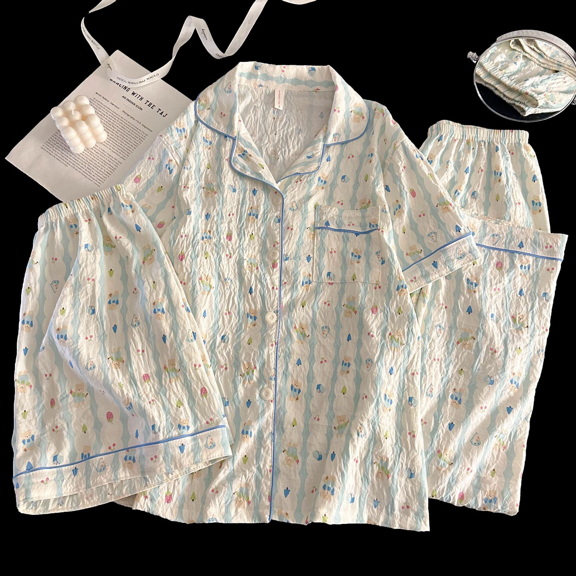 Comercio exterior transfronterizo 120G nube algodón traje de tres piezas pole point kt gato pijamas mujeres lindo solapa pantalones de manga corta servicio a domicilio