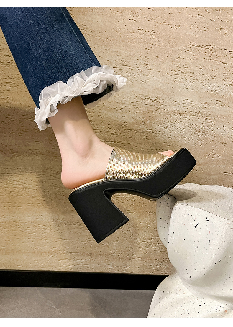 Sandal cao gót nữ hở mũi quai ngang đế xuồng gót vuông 9 cm — màu đen, màu vàng, bạc chi tiết 12