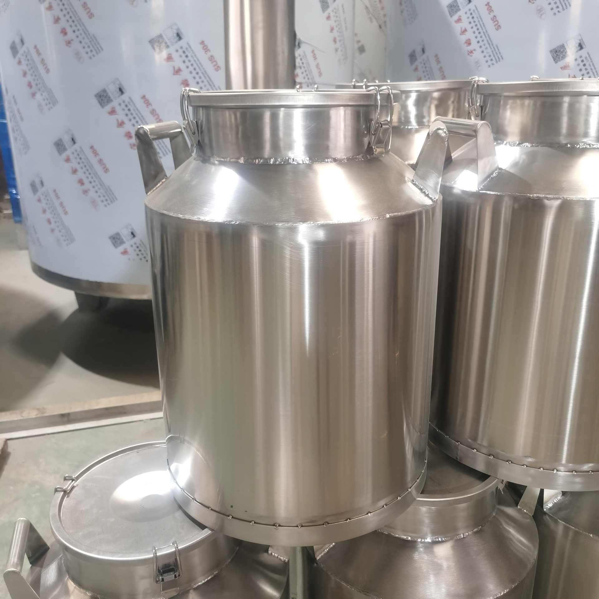 直销304不锈钢酒罐100斤不锈钢接酒桶 多规格制作果酒储存罐