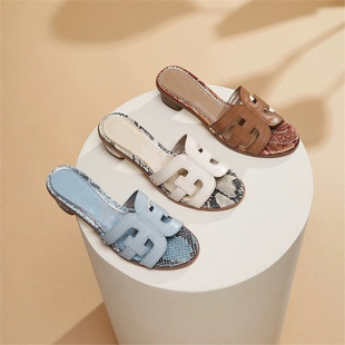 �W���L~�W�t��ЬŮ�ļ��⴩���s�r���n����|�A�^�ֵ͸�ɳ������