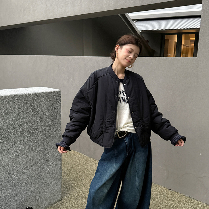 Leino Autumn and Winter New Korean Style Patchwork Sleeve Short Cotton Jacket for Women 2025 Fashionable and Stylish Design Cotton Coat Ins Leino Autumn and Winter New Korean Style Patchwork Sleeve Short Cotton Jacket for Women 2025 Fashionable and Stylish Design Cotton Coat Ins