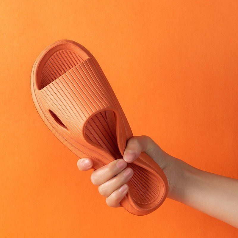 Couple Indoor and Outdoor Home Slippers Men's Bathroom Slippers Women's Summer Indoor Non-Slip Home Bathing Special Price Mute