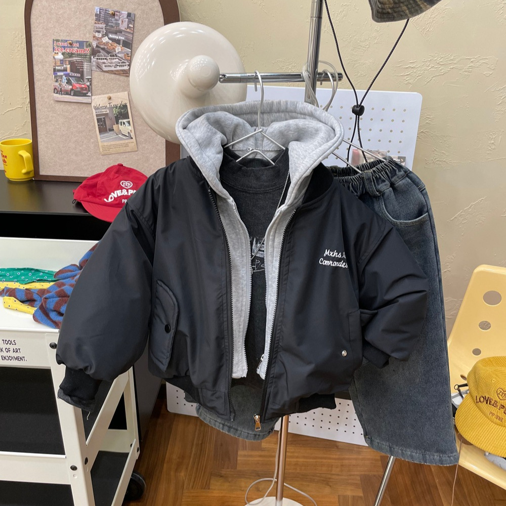 前后字母绣花假两件连帽棉衣外套2025冬季新款儿童保暖加厚棉服潮