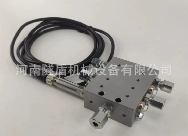 包邮盾构机配件 林肯油脂分配器一分8路 油脂分配器SSV-8-N计数器
