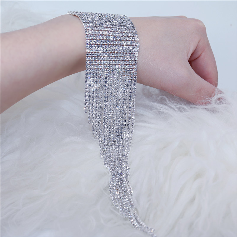 Ethnic Style Rhinestone Diamond No Inlaid Women's Bracelets display picture 1