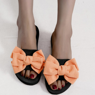 һ��Ůʿ��Ь��ĭ����ļ��¿������鲼�����Y��Ь�⴩ƽ�׸����_