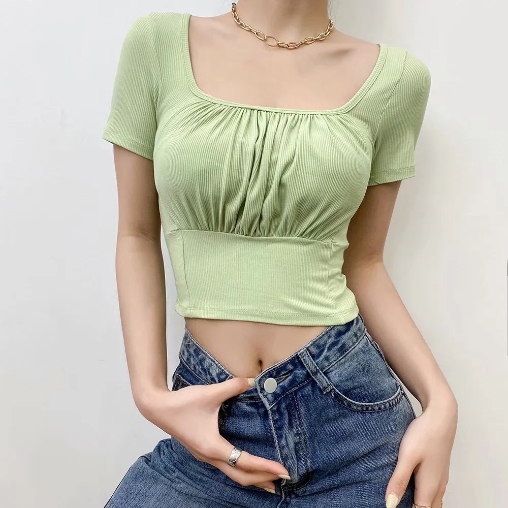 Tops de cuello cuadrado de manga corta con pliegues atractivos NSHS49957