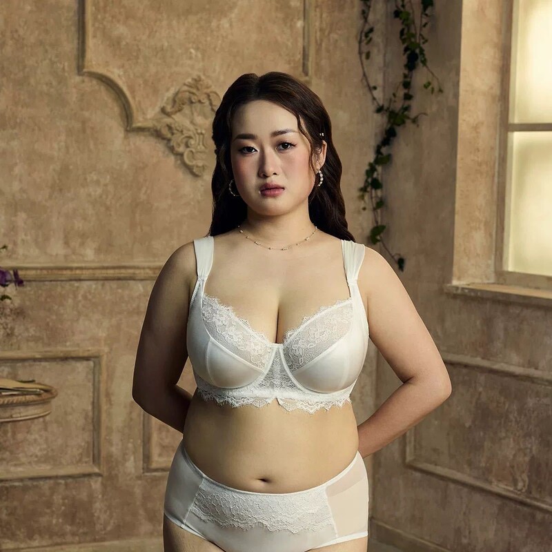 Emmarose French Large Size Push-Up Bra for Fat Mm, Light and Breathable Cross-Border Big Breasts Slimming Intimates for Women