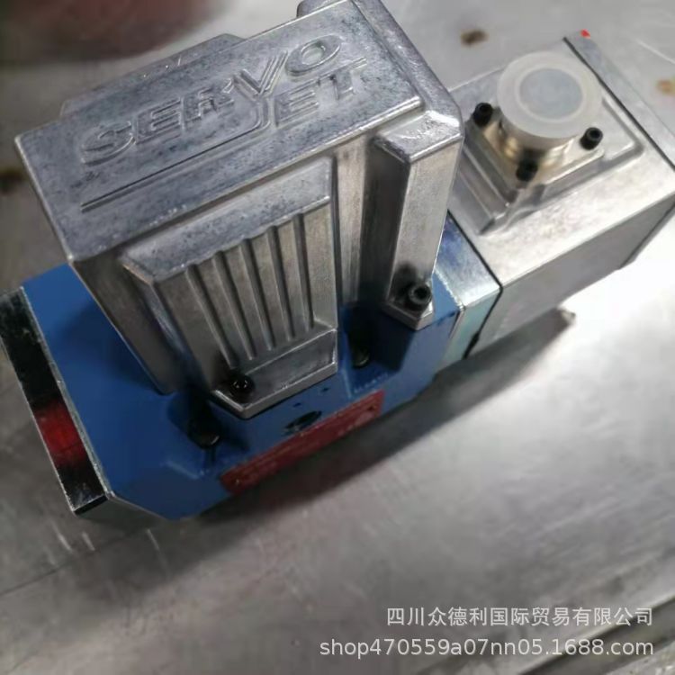 D951-2099-10  美国MOOG伺候阀