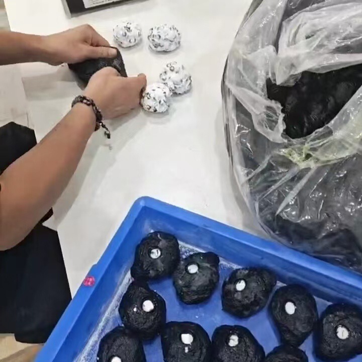 Stone Handmade Ball Building Blocks, Crunchy and Squeaky, Customizable, Cross-Border Hot-Selling Stress-Relief Toy, Beads, Handmade Balls Wholesale Stone Handmade Ball Building Blocks, Crunchy and Squeaky, Customizable, Cross-Border Hot-Selling Stress-Relief Toy, Beads, Handmade Balls Wholesale