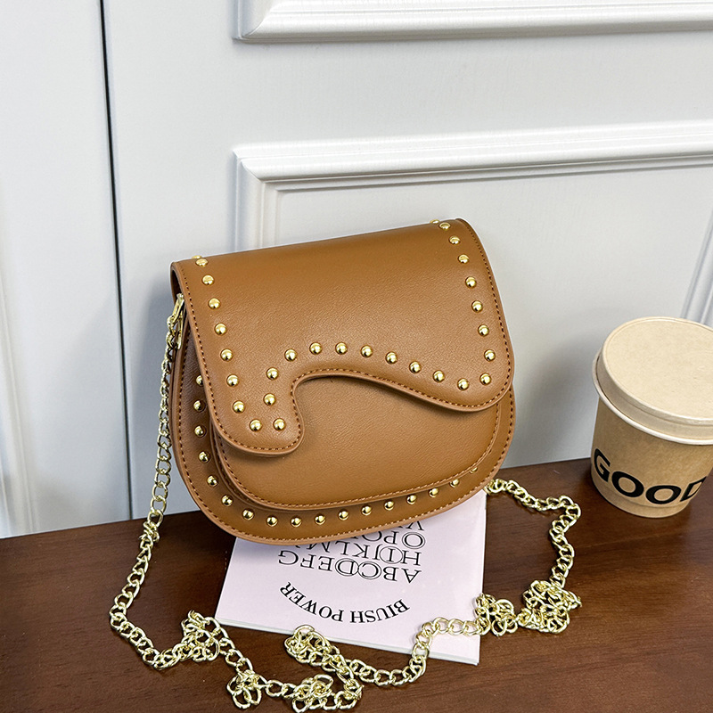 retro shoulder bag