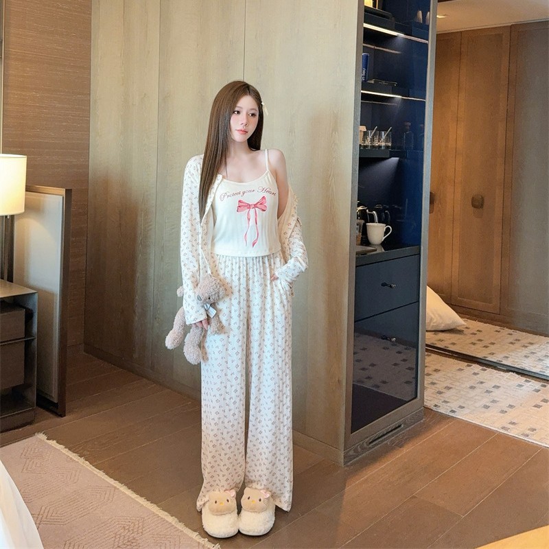 睡衣女春秋高质量提花莫代尔棉碎花蝴蝶长袖长裤吊带胸棉家居服|undefined