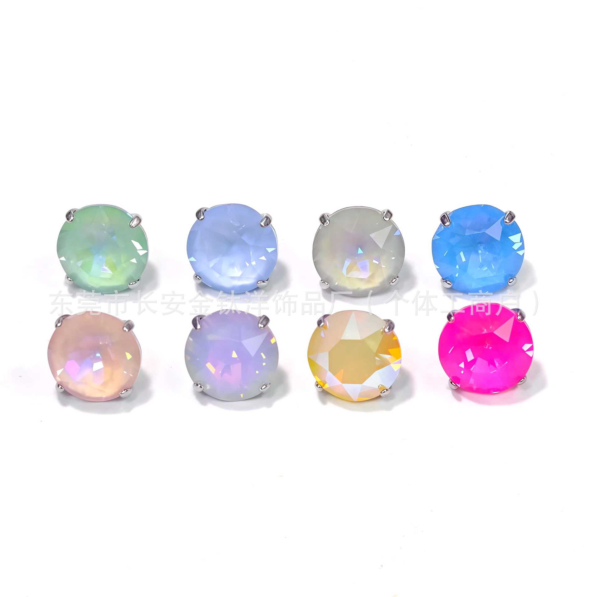 Pointed titanium steel lip stud product view
